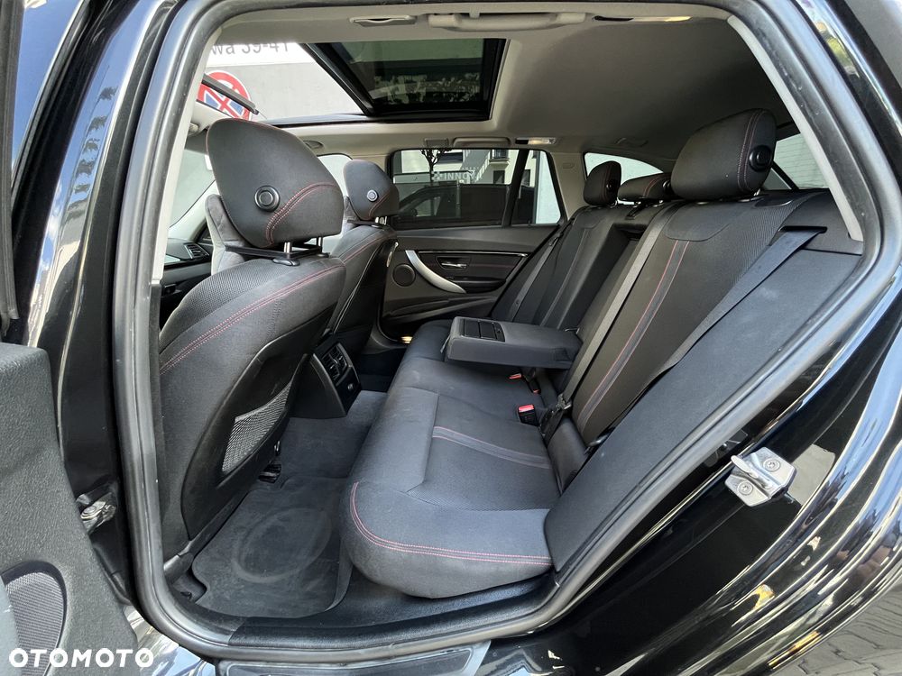 BMW Seria 3 320d Sport Line Shadow - 17