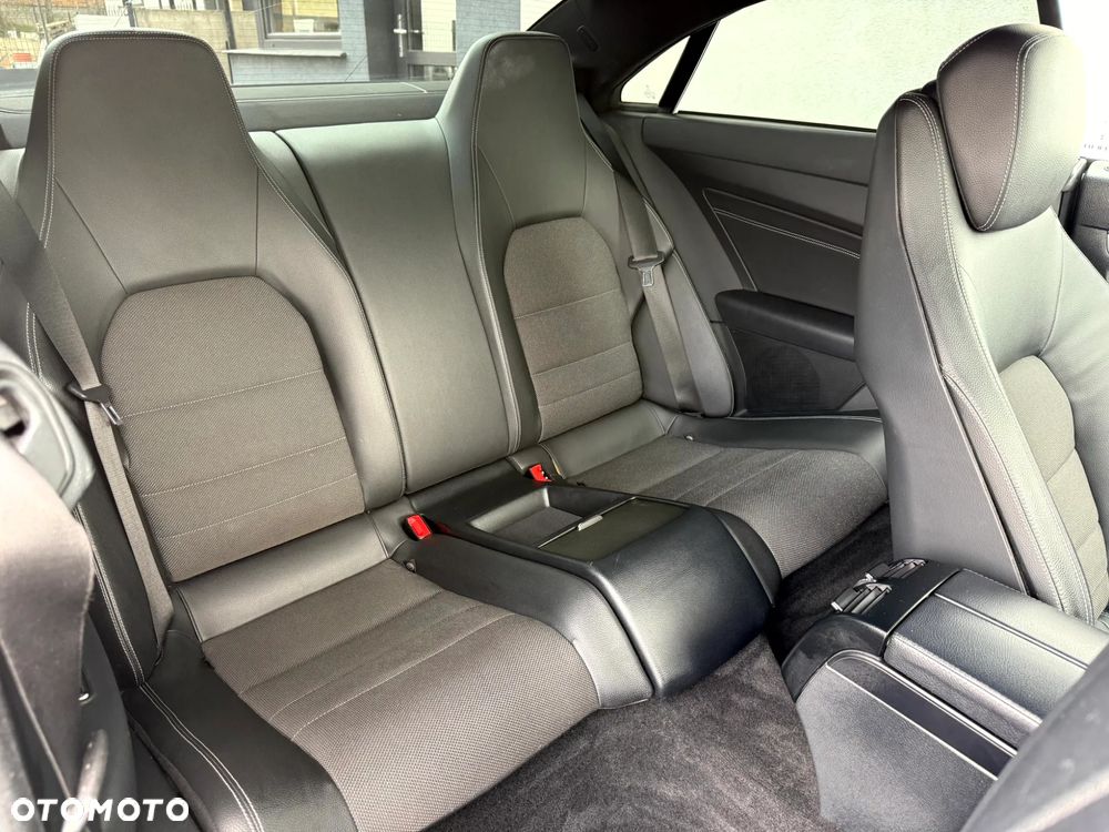 Mercedes-Benz Klasa E 250 7G-TRONIC Sport Edition - 20