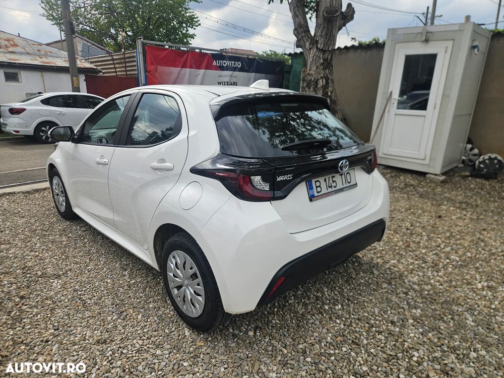Toyota Yaris 1.5 VVT-i HSD Active - 2