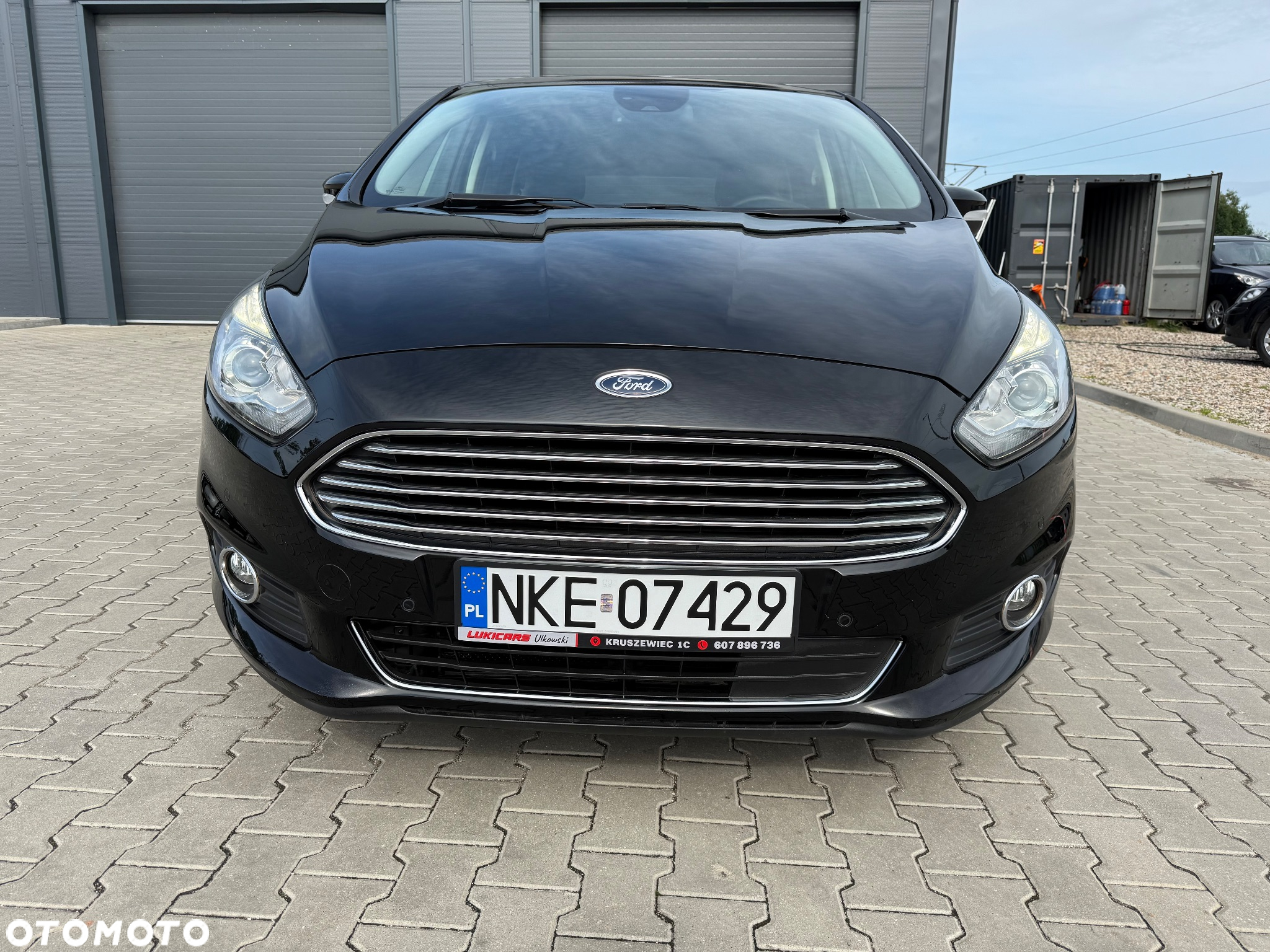 Ford S-Max 2.0 EcoBlue Titanium - 18