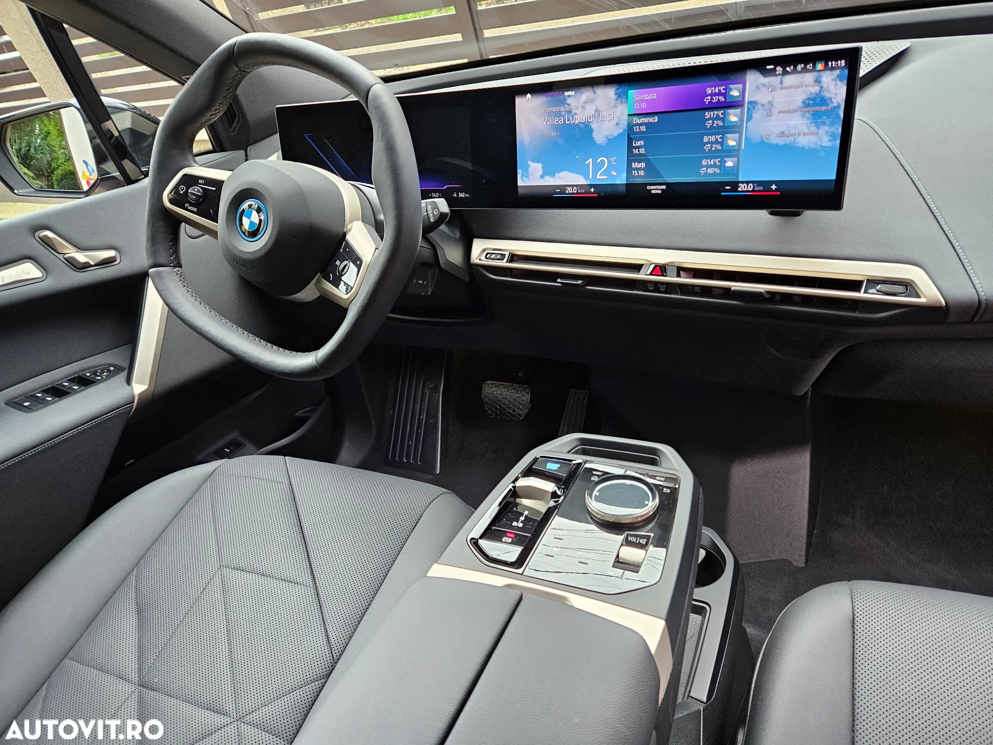 BMW iX xDrive40 - 34