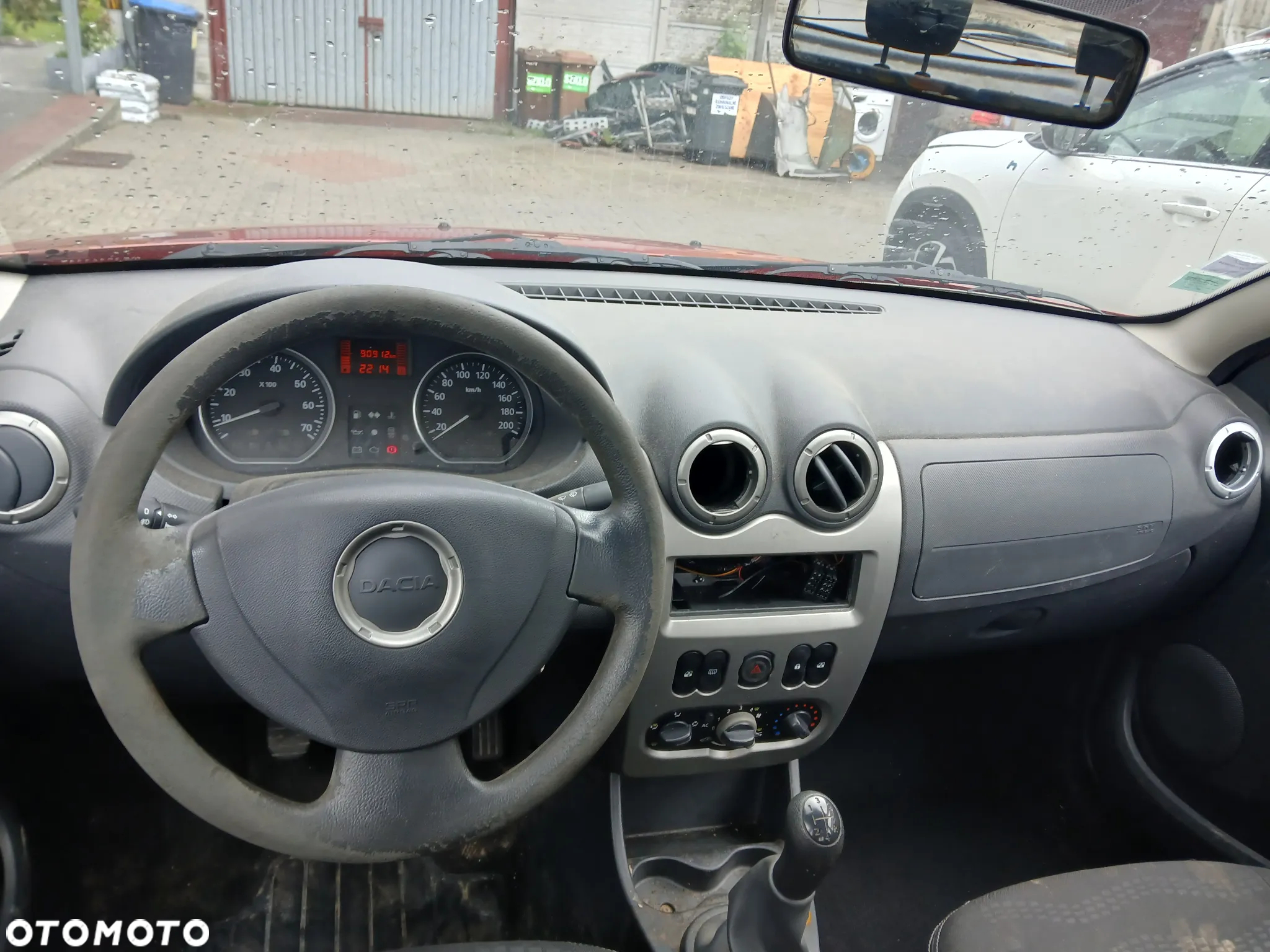 Dacia Sandero Stepway 1.5 dCi - 10
