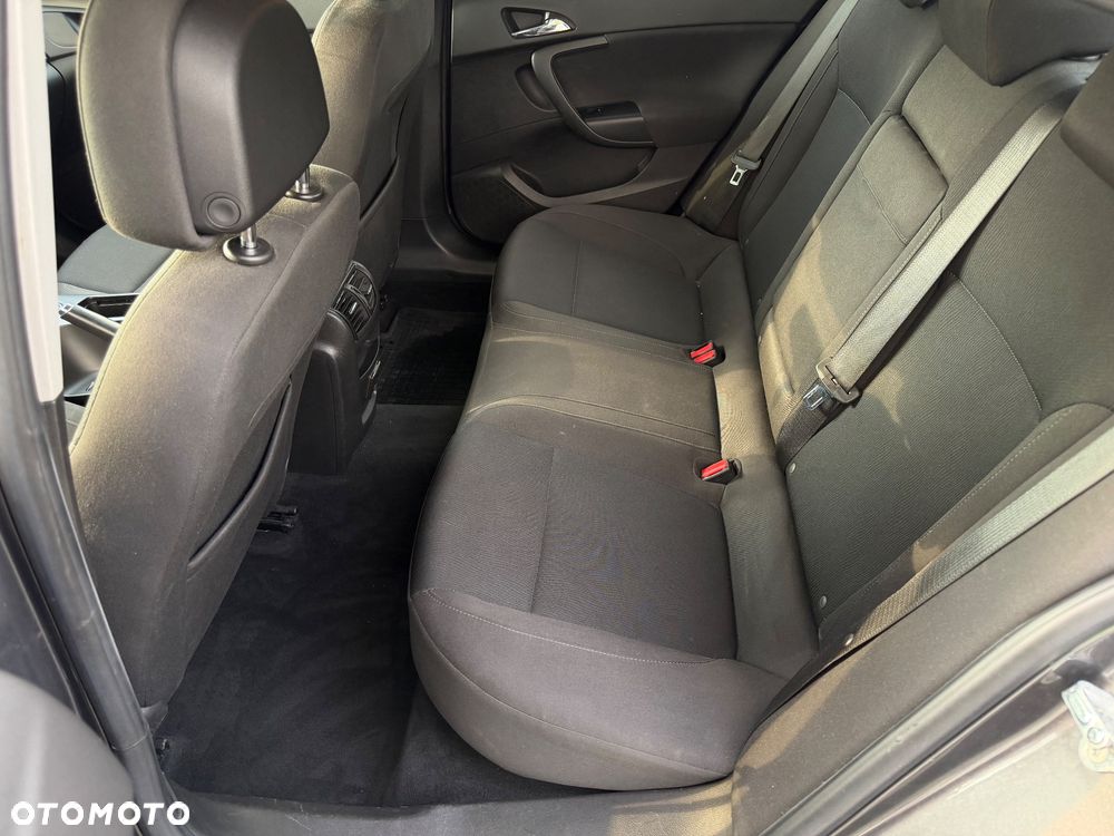 Opel Insignia 2.0 CDTI - 12