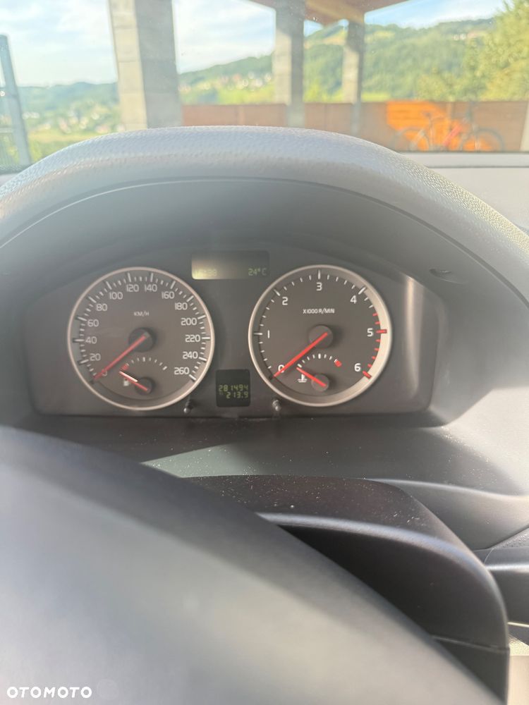 Volvo S40 2.0D - 9