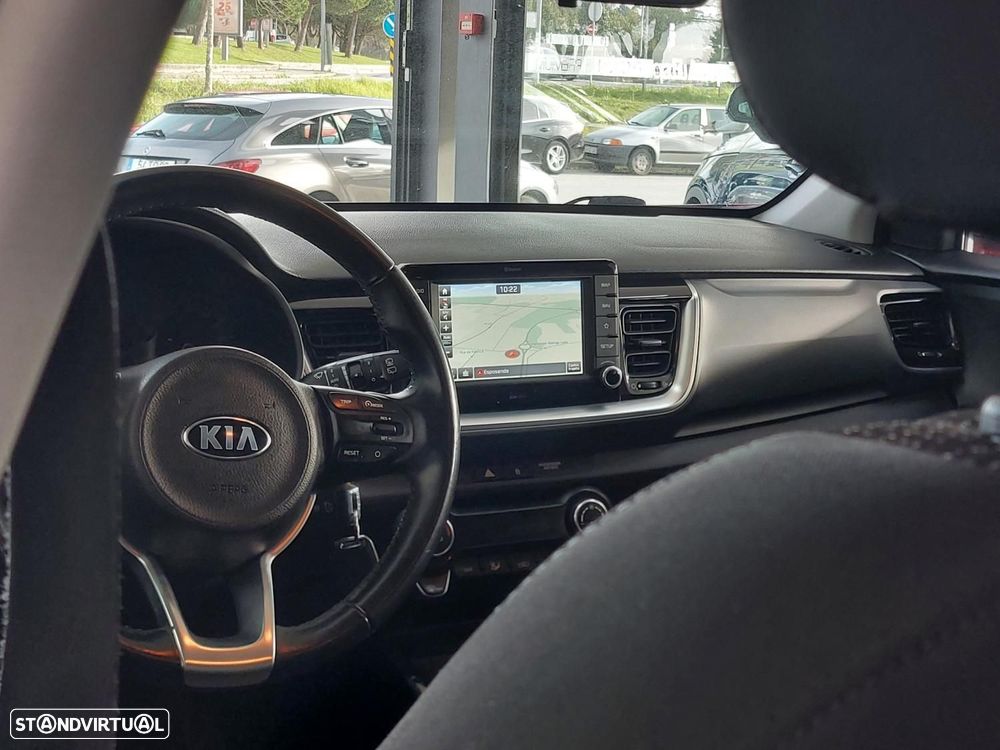 Kia Stonic 1.0 T-GDI EX - 42