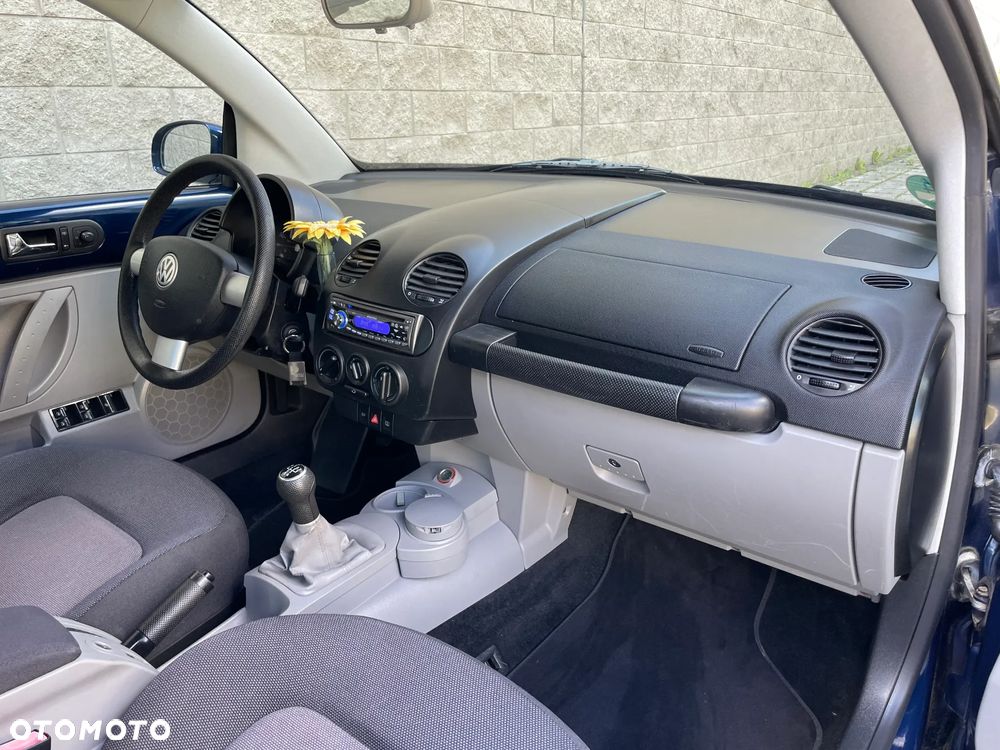 Volkswagen New Beetle Cabriolet 1.4 Freestyle - 18