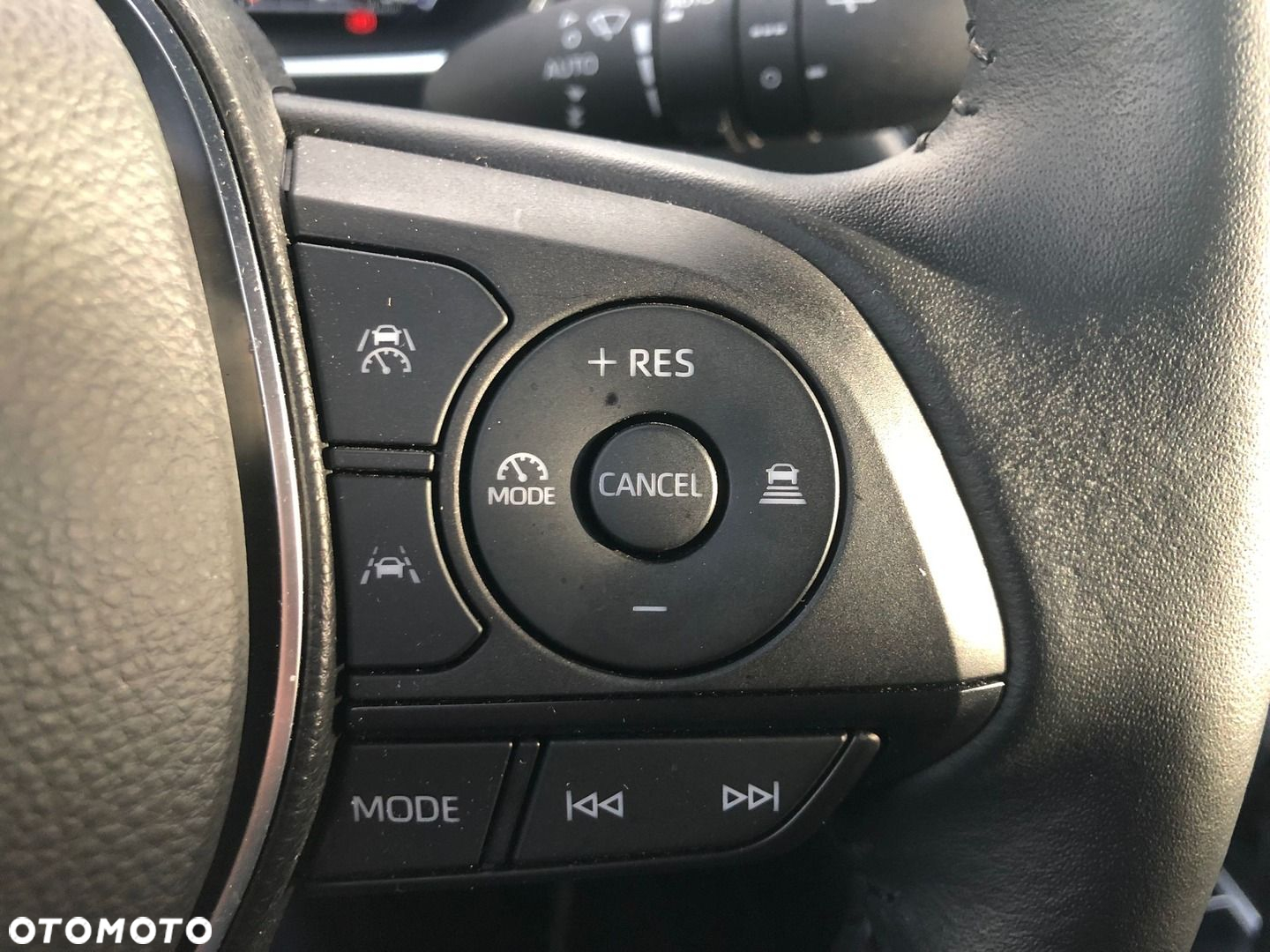 Toyota Corolla - 24