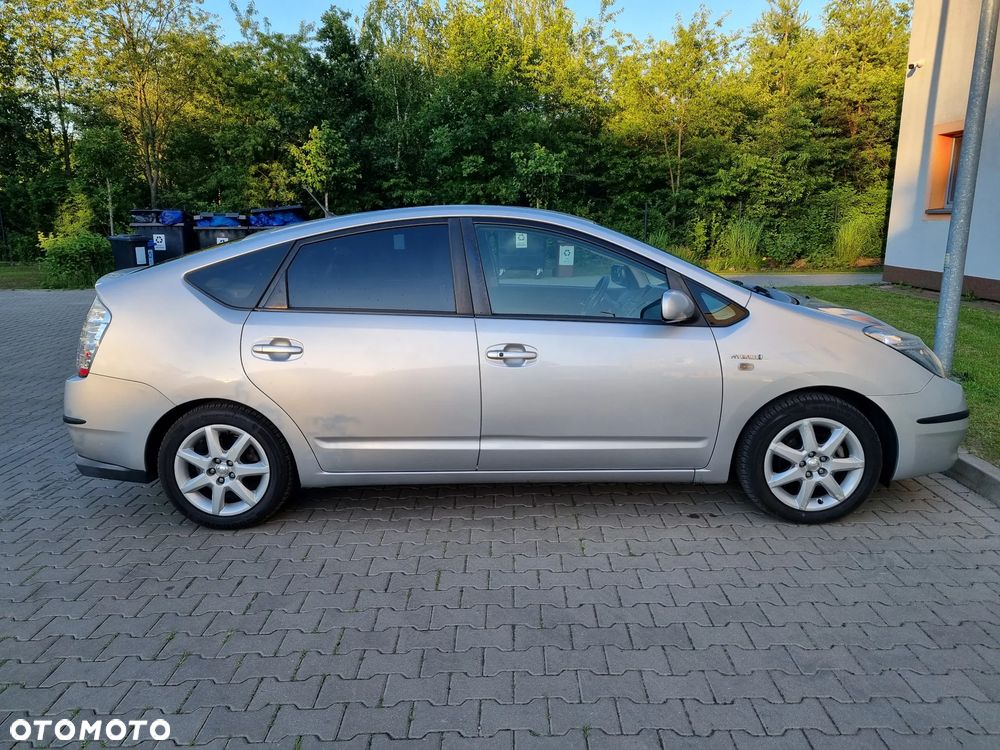 Toyota Prius 1.5 VVT-i Sol - 18