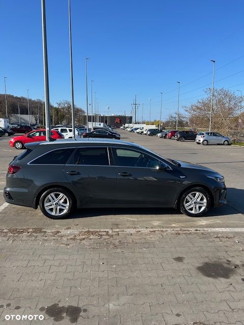 Kia Ceed 1.5 T-GDI M DCT - 8