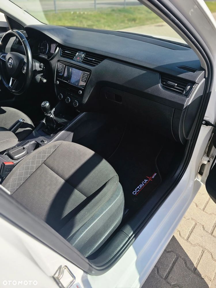 Skoda Octavia 1.0 TSI Style - 12