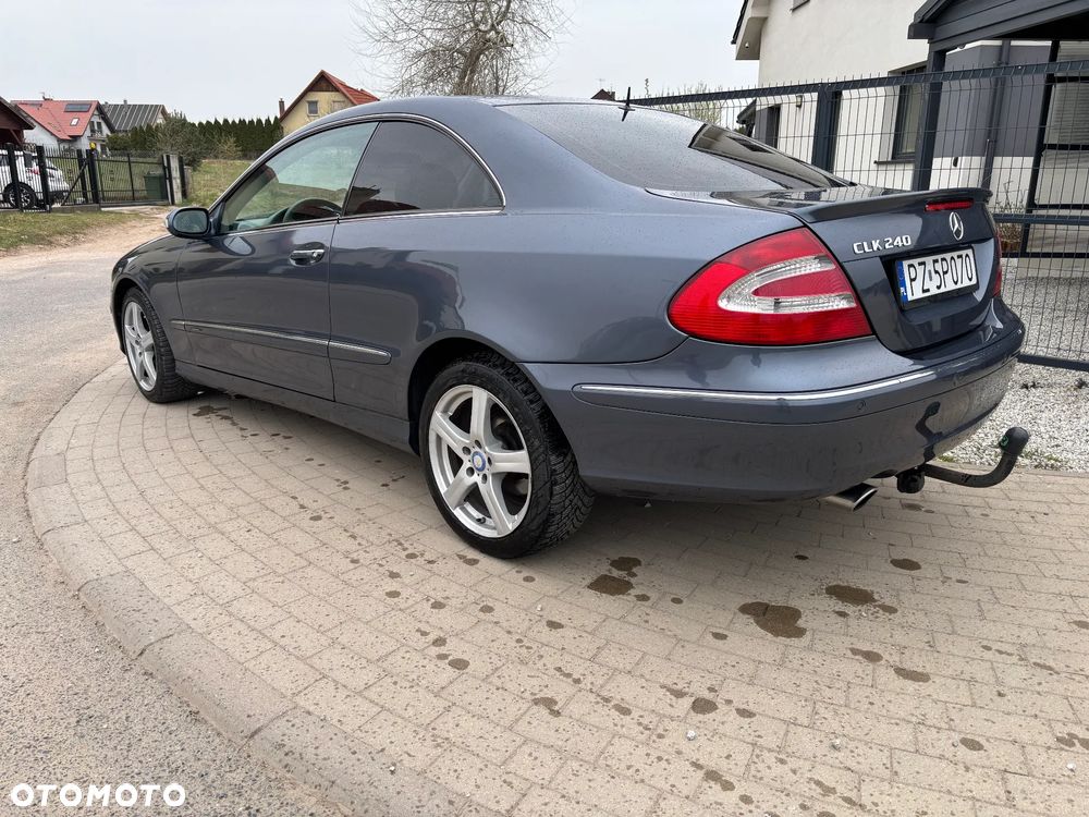 Mercedes-Benz CLK - 5