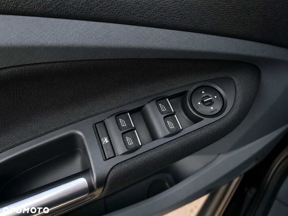 Ford C-MAX 1.6 Ti-VCT SYNC Edition - 14