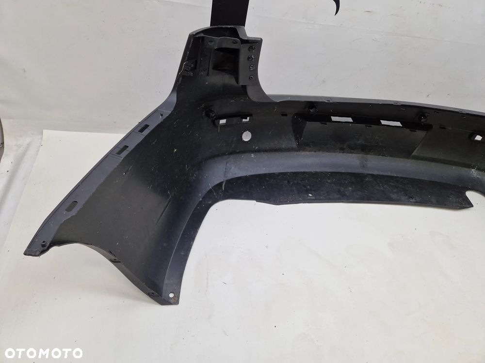 Zderzak tył tylny Fiat Croma pod listwy - 6