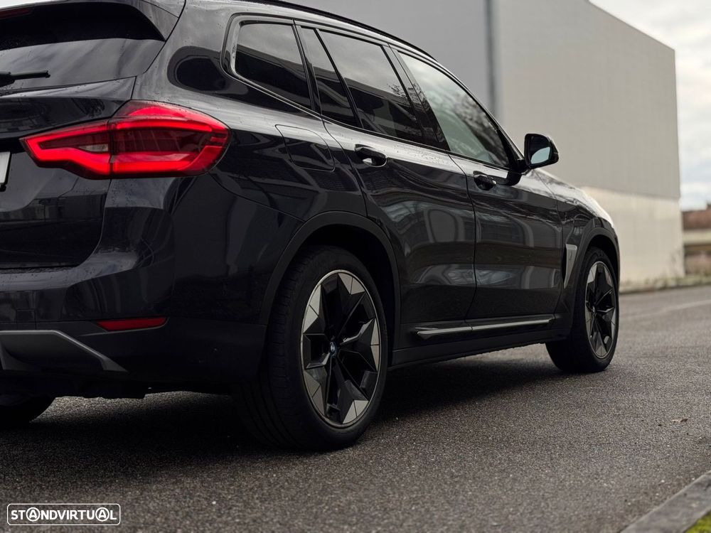 BMW iX3 Inspiring - 6