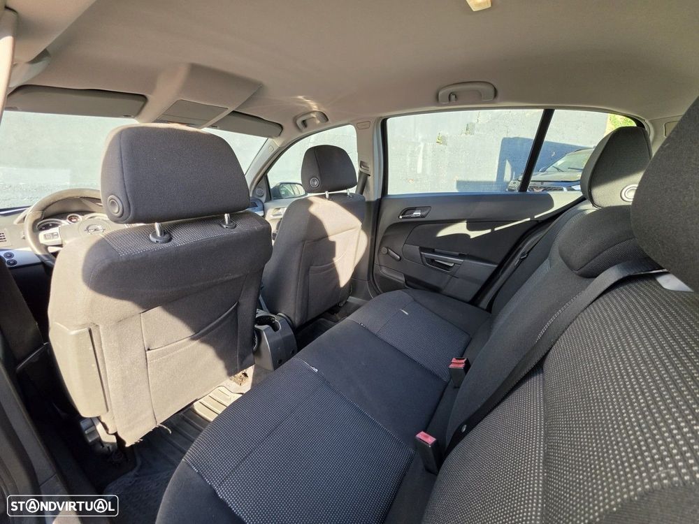 Opel Astra 1.3 CDTI Cosmo - 12