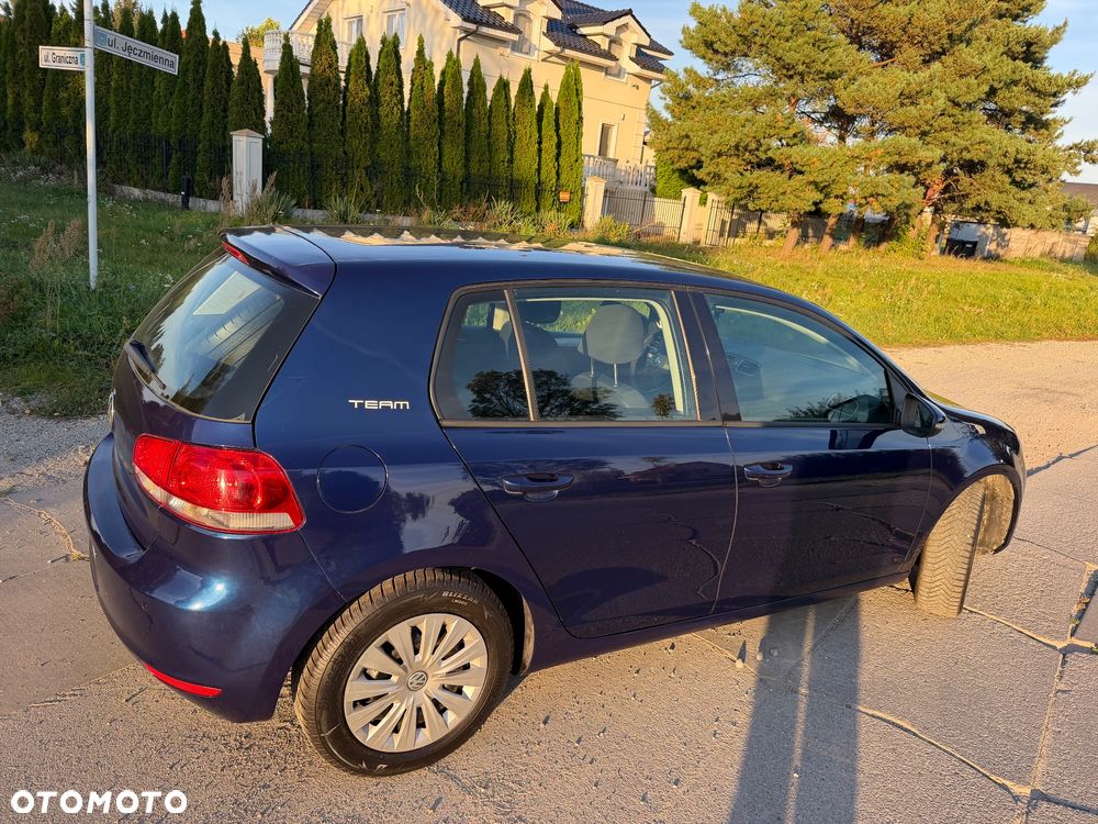 Volkswagen Golf 1.6 Comfortline - 17