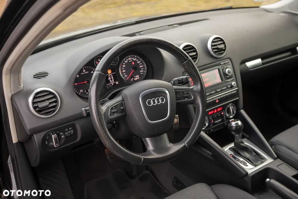Audi A3 3-drzwiowe 2.0 TDI Ambition S tronic - 20