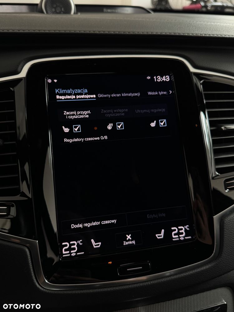 Volvo XC 90 T8 AWD Plug-In Hybrid R-Design 7os - 32