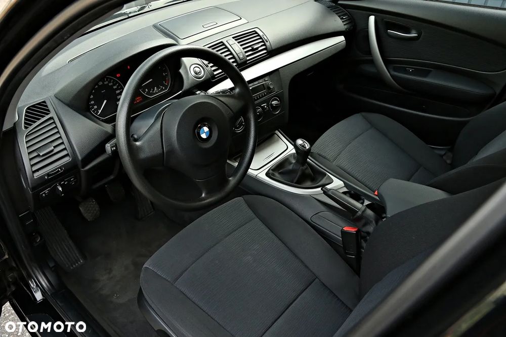 BMW Seria 1 116i - 6