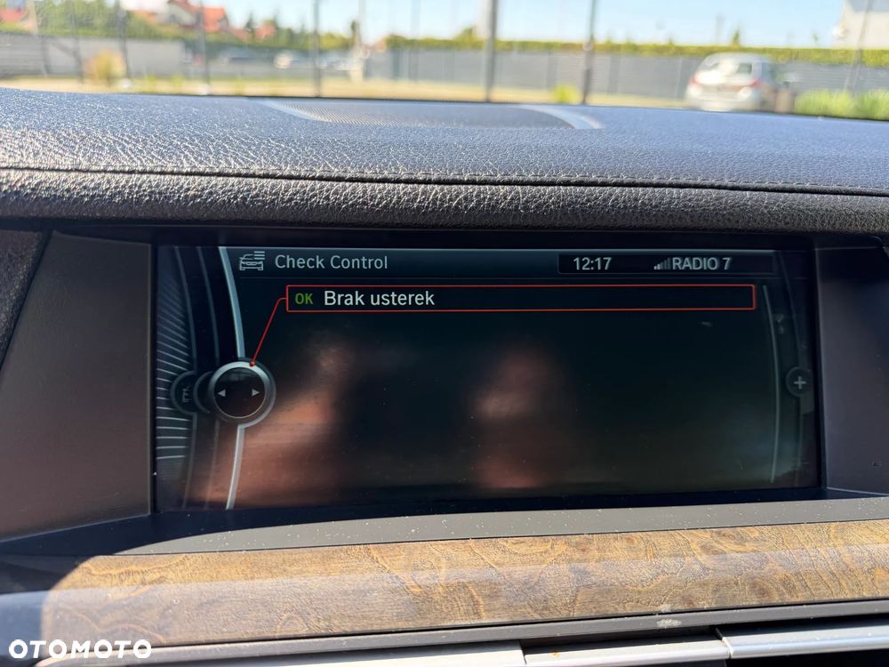 BMW Seria 7 740d xDrive - 15