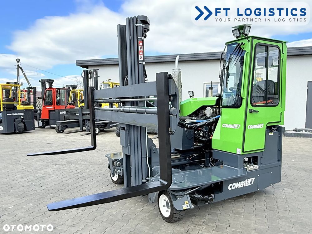 Combilift WÓZEK CZTEROKIERUNKOWY - WIELOKIERUNKOWY - SPRZEDAŻ - WYNAJEM | COMBILIFT C3000 | DIESEL | TRIPLEX 5952MM | SZEROKI POZYCJONER WIDEŁ 2700MM | WOLNY SKOK | STAN IDEALNY | Szeroka oferta wózków czterokierunkowych i bocznych, dopasowanych do różnorodnych potrzeb i zastosowań - 21