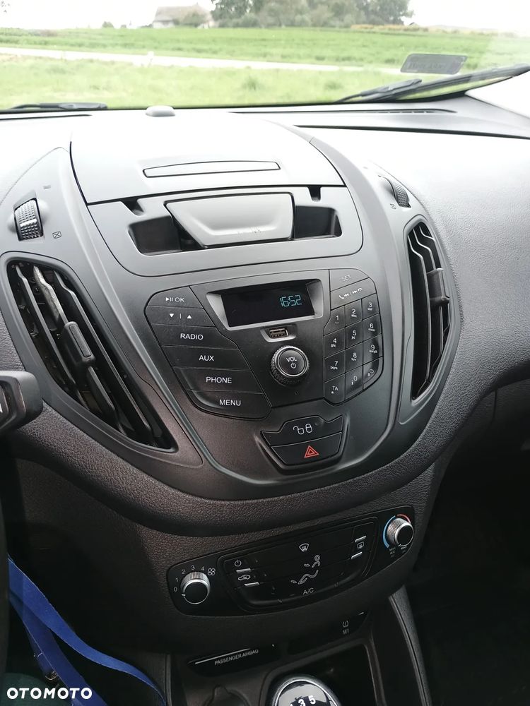 Ford Tourneo Courier - 6