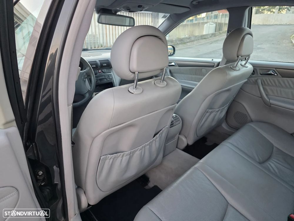 Mercedes-Benz C 220 CDi Avantgarde - 22