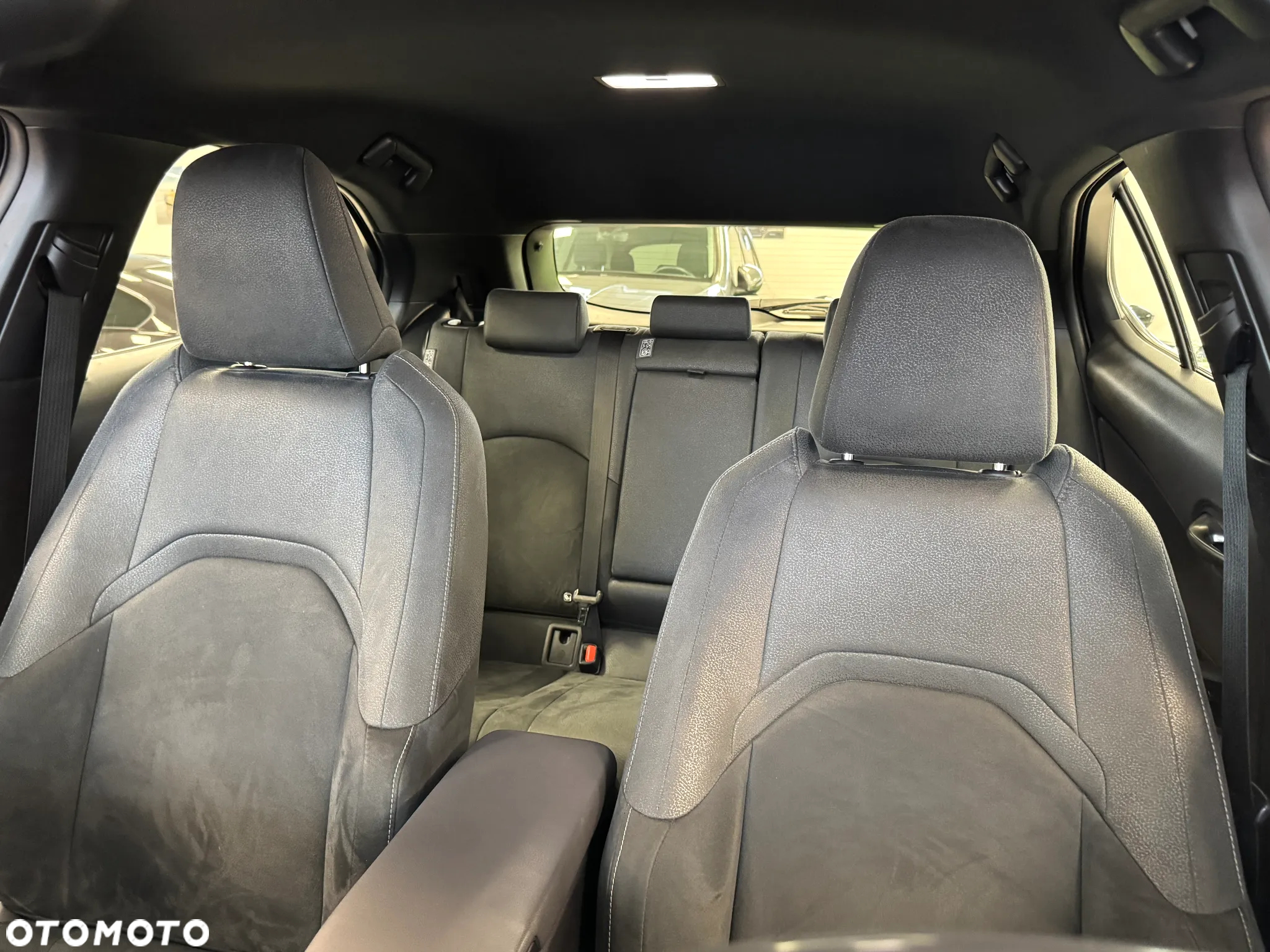 Lexus UX 200 Luxury Line - 29