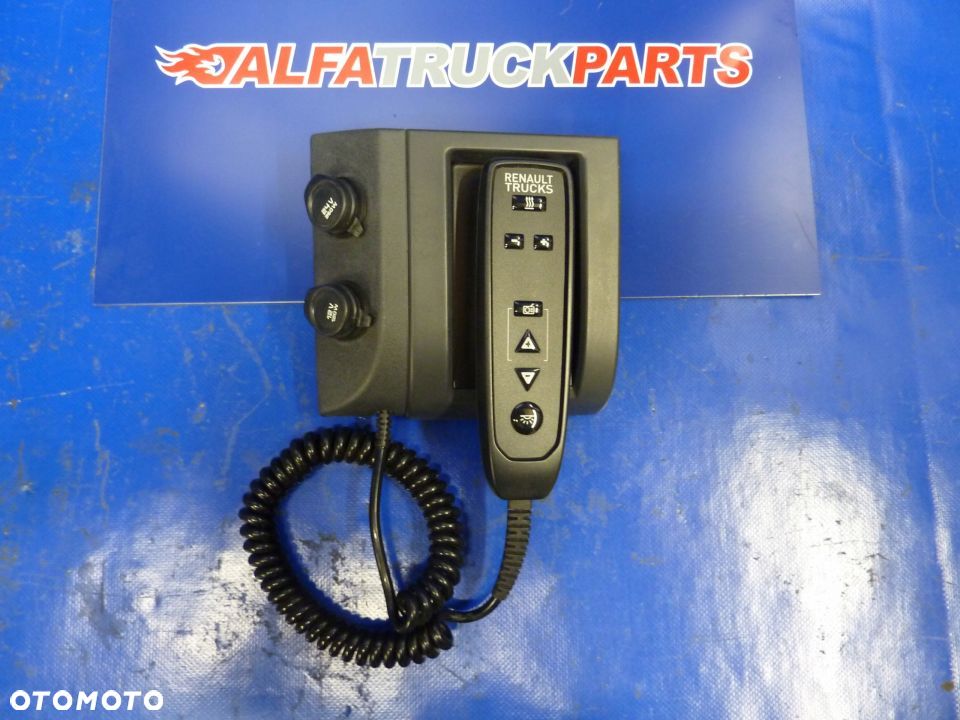 RENAULT GAMA T PILOT KABINY - 1