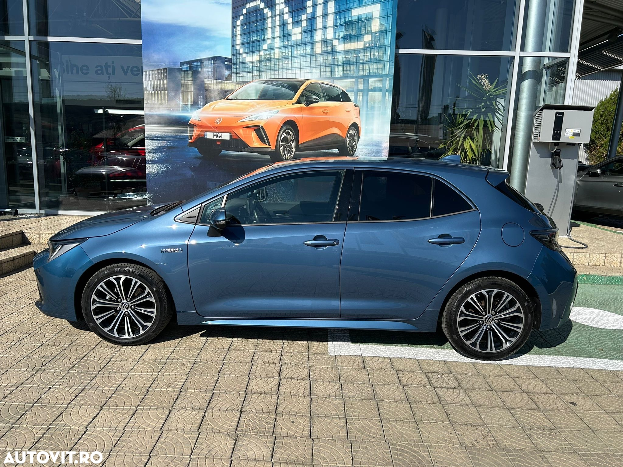 Toyota Corolla 1.8 Hybrid Comfort - 6
