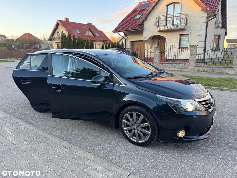 Toyota Avensis 1.8 Executive - 38