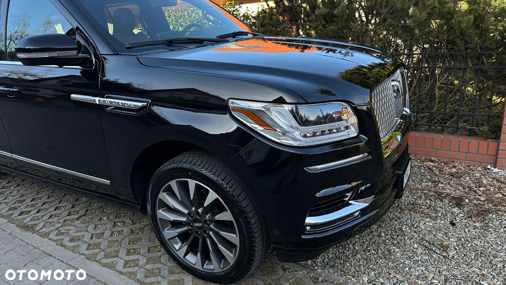 Lincoln Navigator - 19