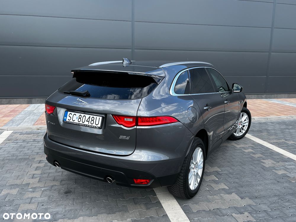 Jaguar F-Pace 2.0 i4D AWD Prestige - 13