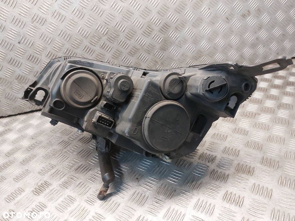 LAMPA PRAWY PRZÓD XENON CITROEN C5 I LIFT 2005R - 6