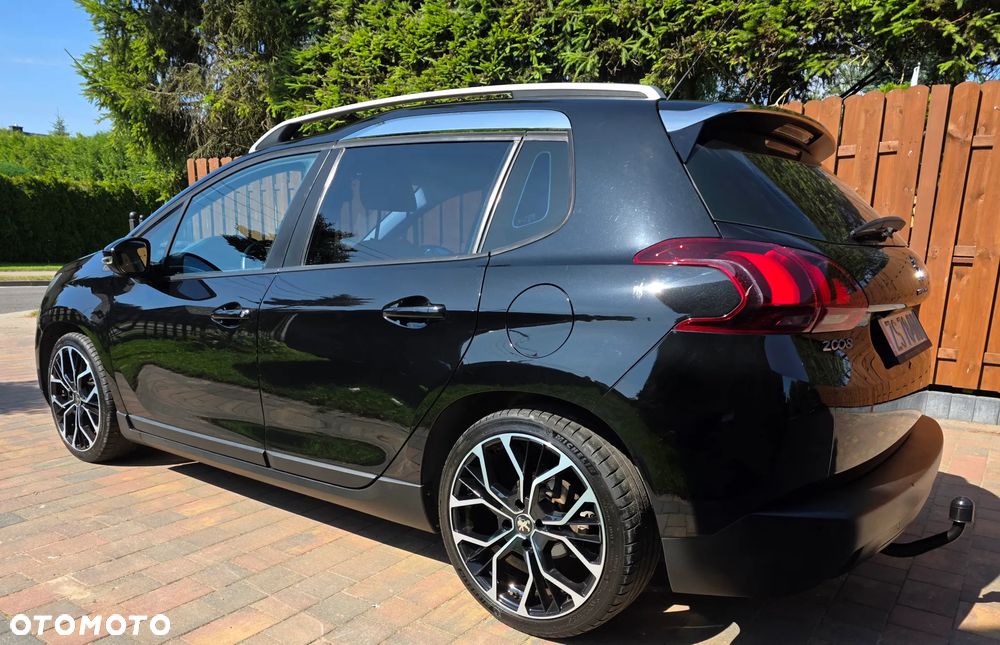 Peugeot 2008 1.2 Pure Tech Style S&S - 15