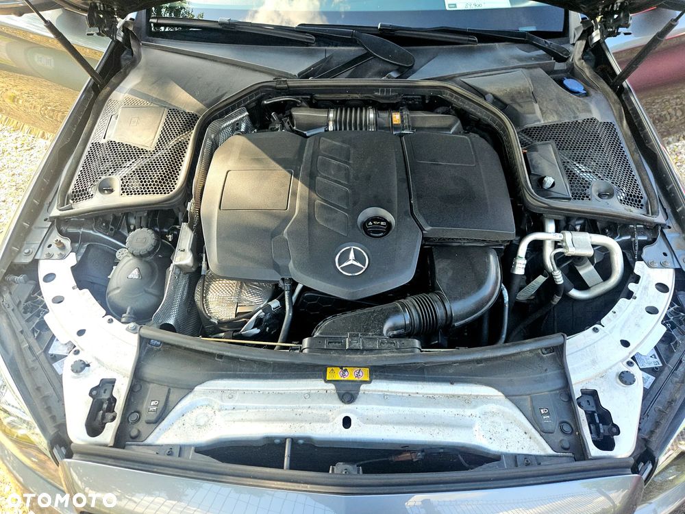 Mercedes-Benz Klasa C 220 d 4Matic T 9G-TRONIC - 31