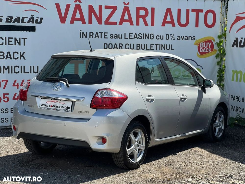 Toyota Auris 2.0 D-4D DPF Sol - 3