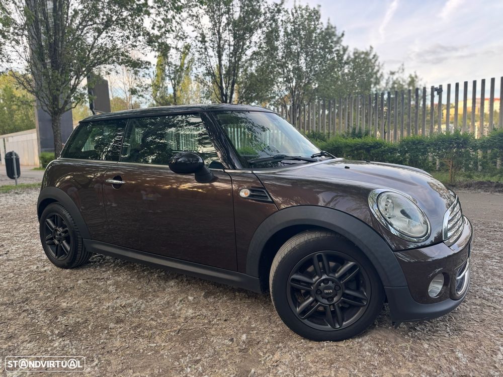 MINI 3 Portas Cooper D - 7