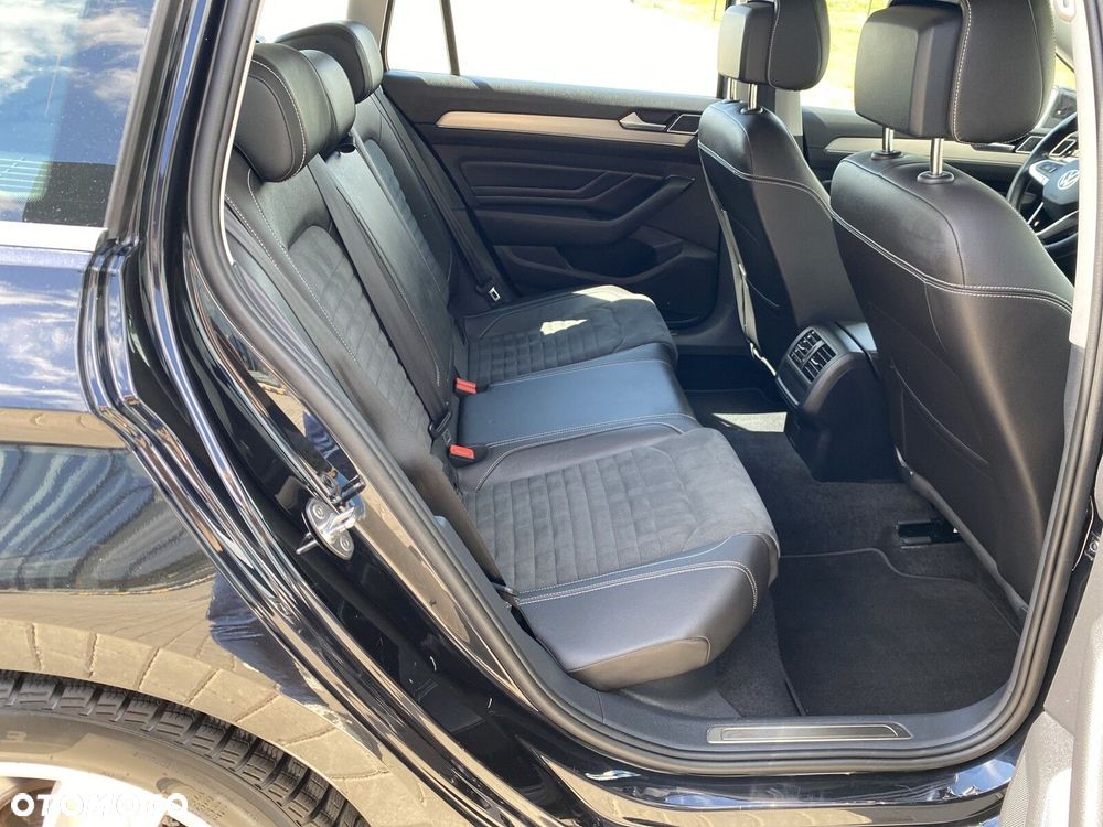 Volkswagen Passat Variant - 12