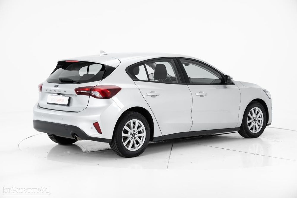 Ford Focus 1.5 TDCi ECOBlue Connected - 4