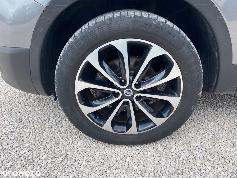 Nissan Qashqai 1.6 DCi Tekna - 24