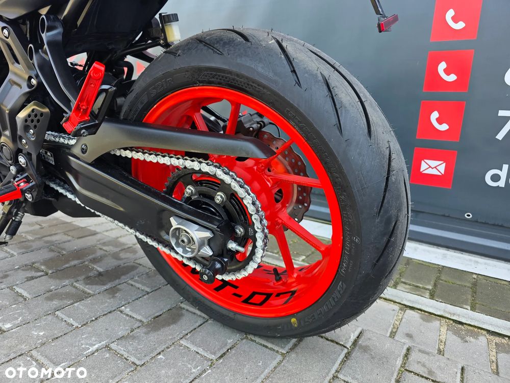 Yamaha MT - 7