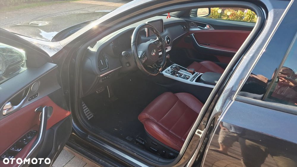 Kia Stinger 2.2 CRDi GT Line - 8