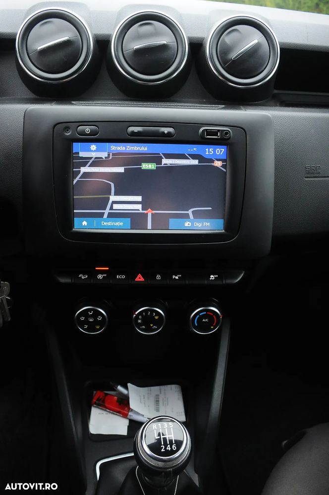 Dacia Duster 1.5 Blue dCi 4WD Prestige jante 17" - 10