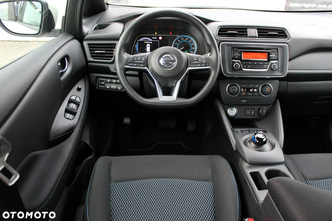 Nissan Leaf - 10