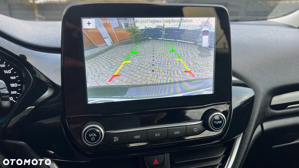 Ford Fiesta 1.5 TDCi SYNC Edition - 13