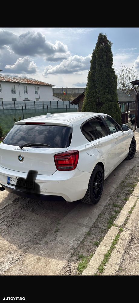 BMW Seria 1 116i - 4