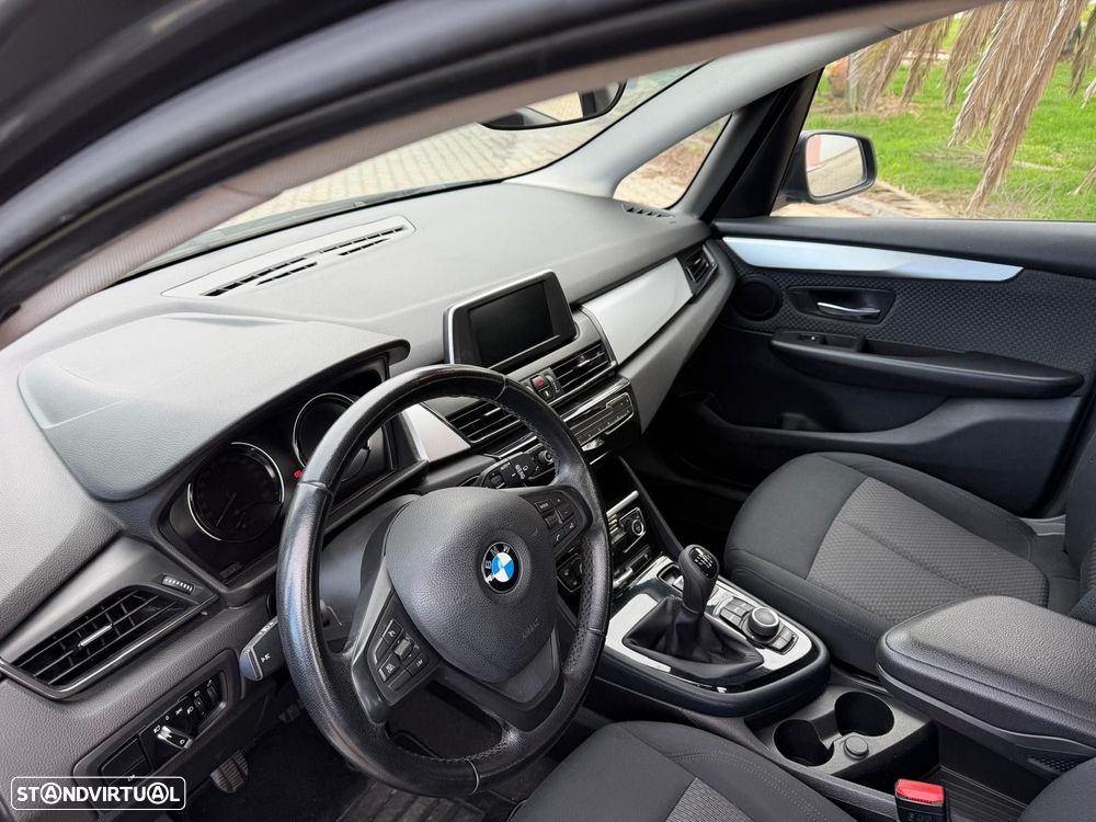 BMW 216 Active Tourer d Advantage - 16