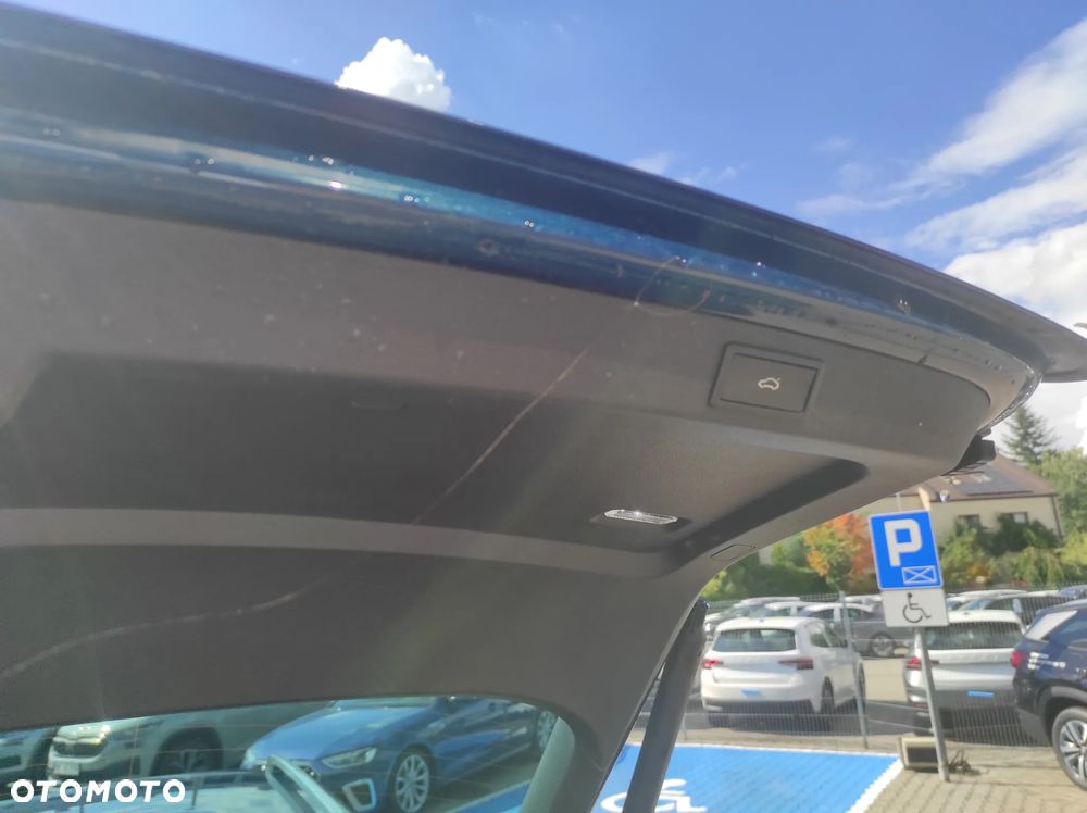 Skoda Superb 2.0 TDI SCR Style DSG - 9