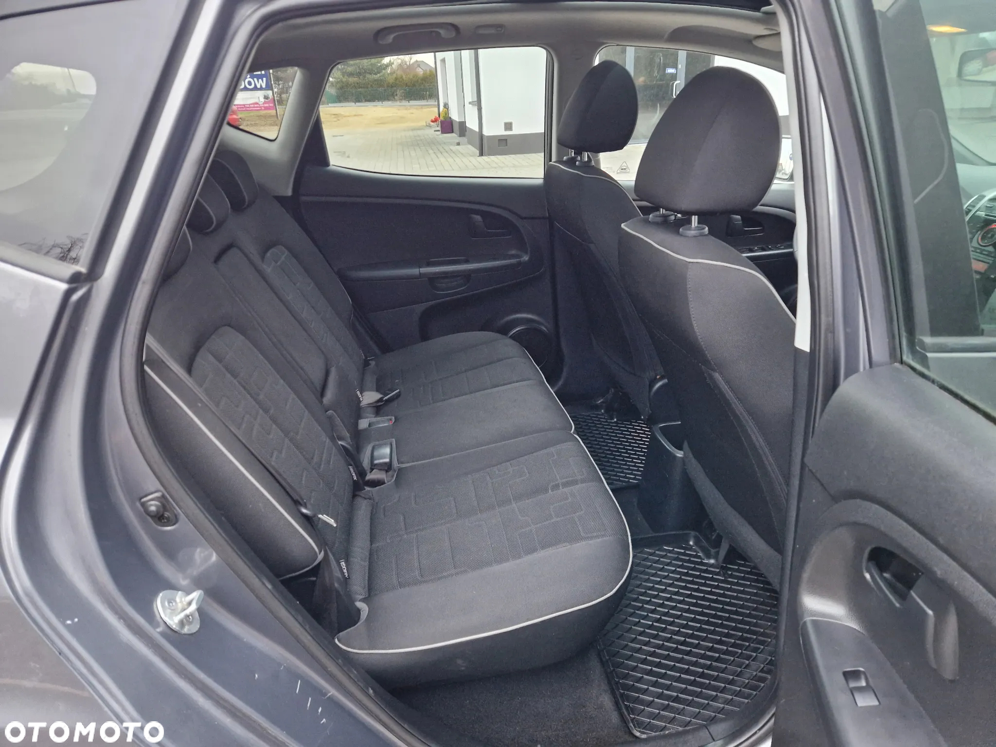 Kia Venga 1.4 CVVT Dream Team Edition - 9